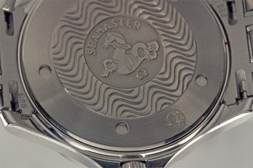 caseback1
